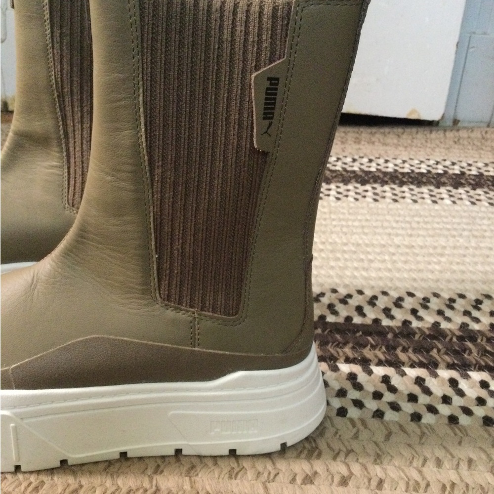 Puma Mayze Stack Chelsea Boot - Picture 5 of 10